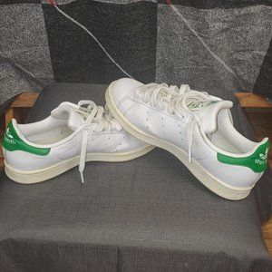 Stan Smiths - Iconic and Timeless shoes size 6.5